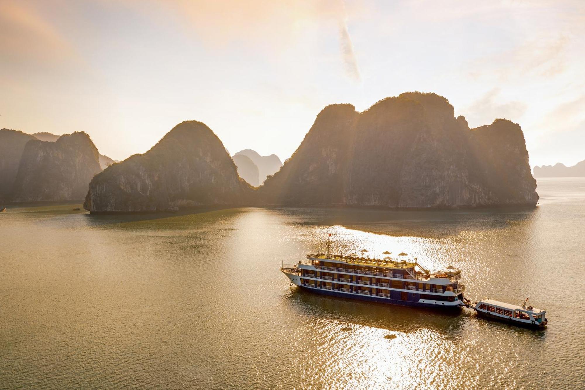 下龍 Halong Dragon Bay Cruise酒店 外观 照片