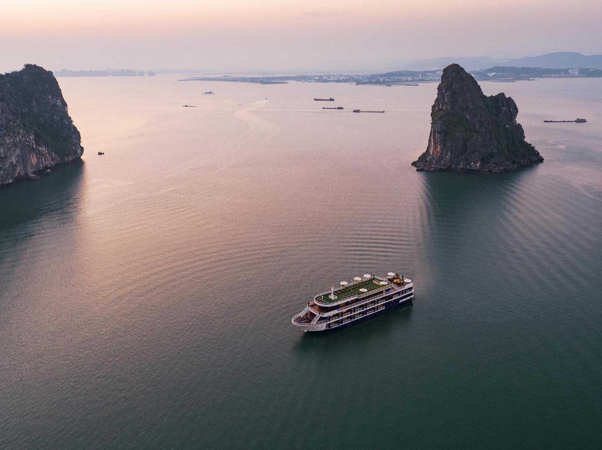 下龍 Halong Dragon Bay Cruise酒店 外观 照片
